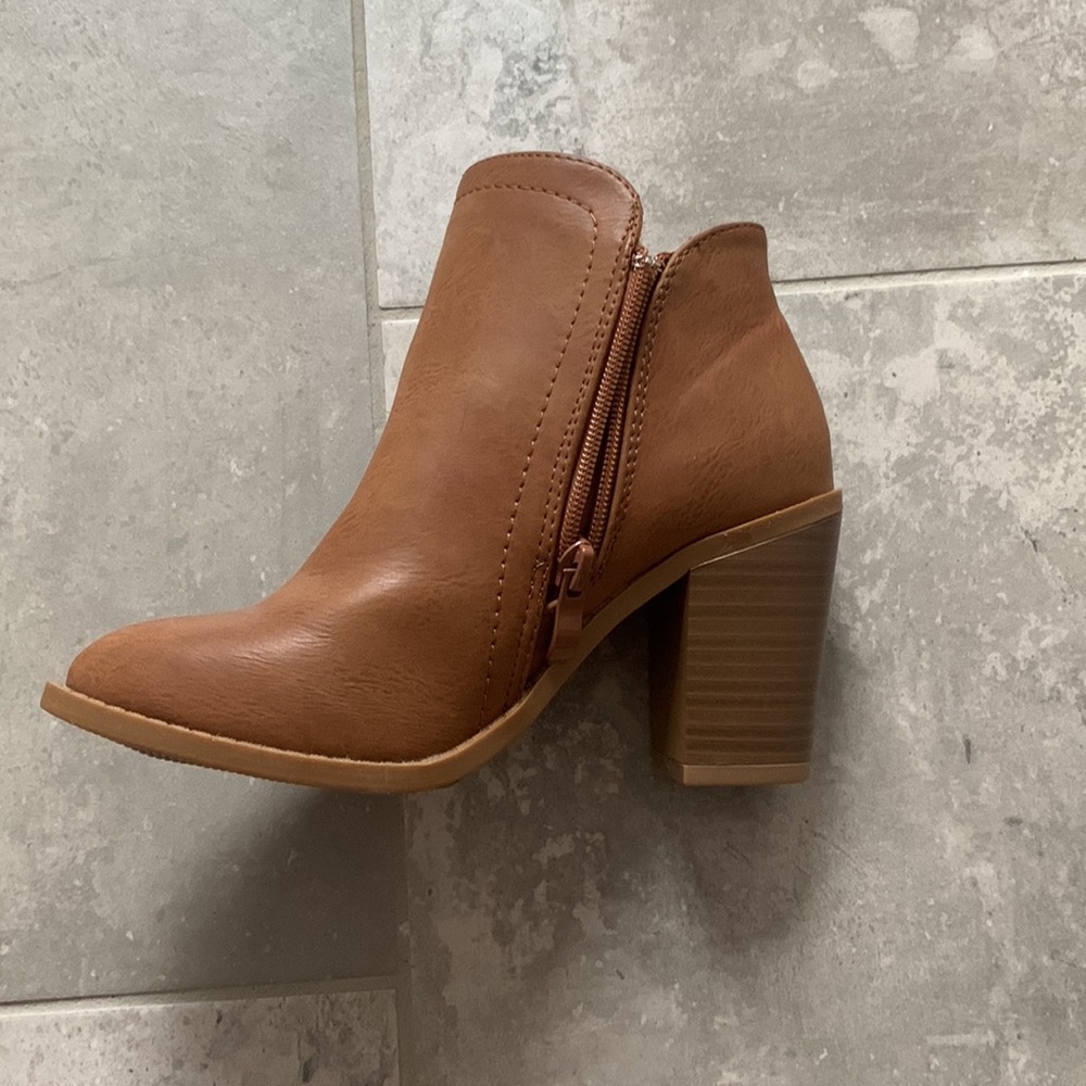 Chestnut Booties - Picture 4 of 4